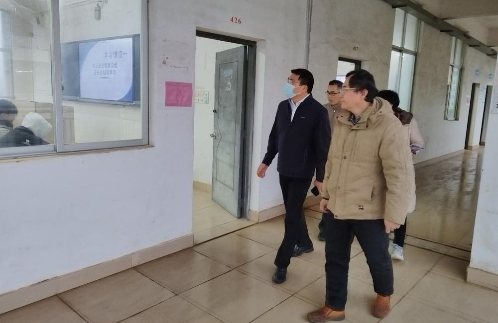 车辆工程学院开展新学期教学检查工作
