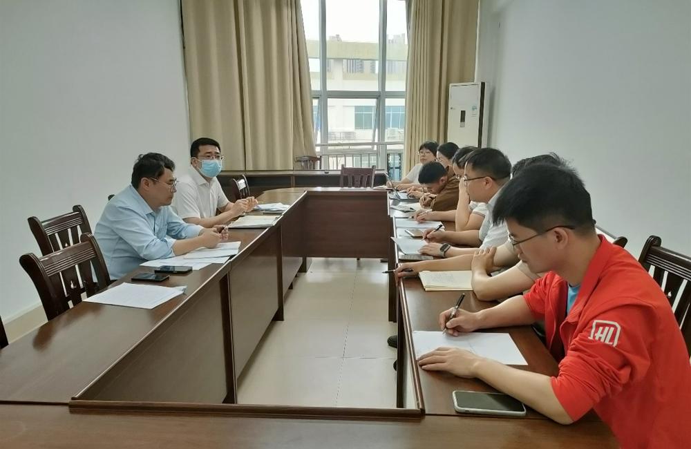 车辆工程学院召开专业负责人会议