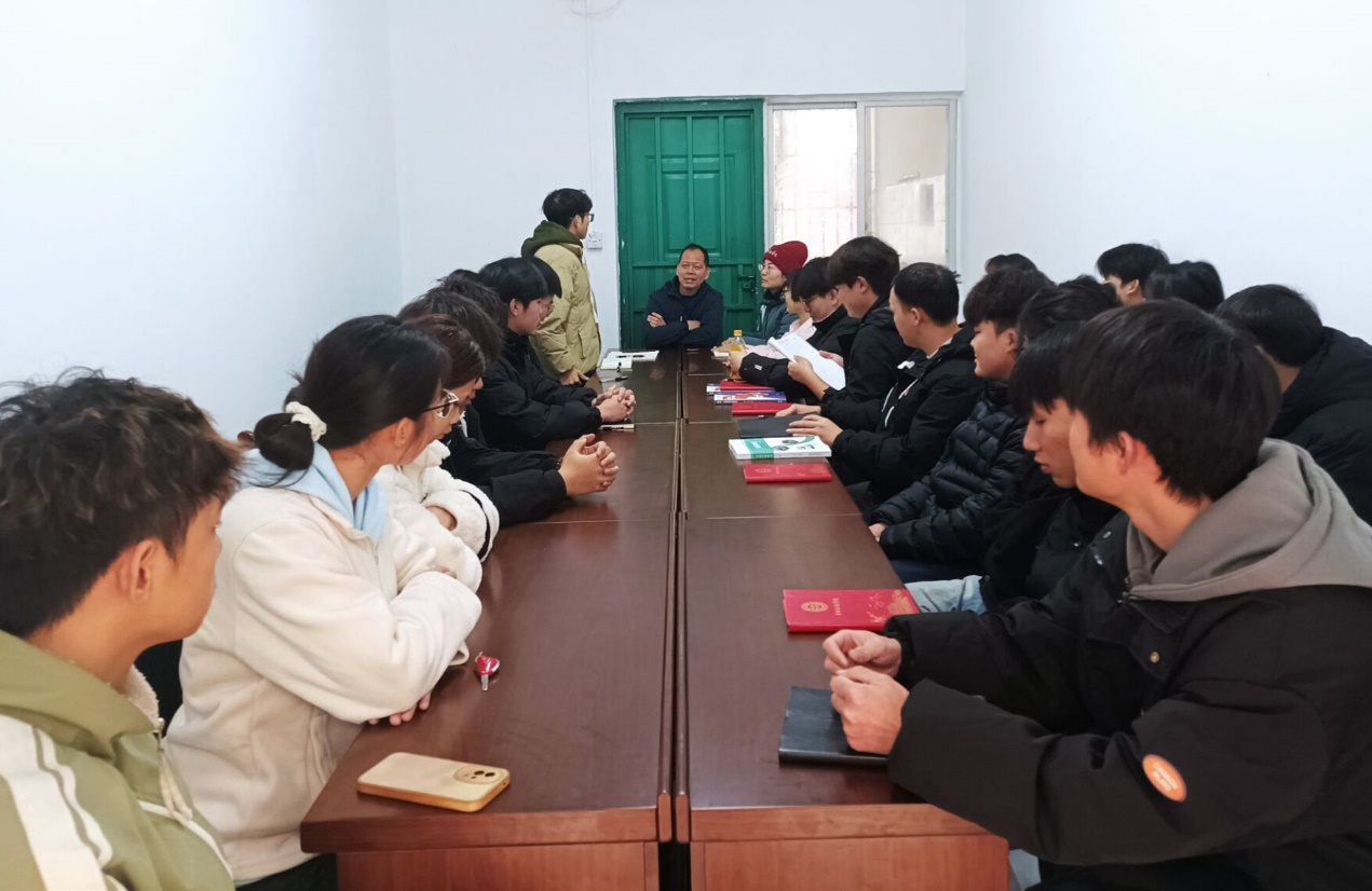 汽车工程学院召开2025年春季期团委学生会工作布置会
