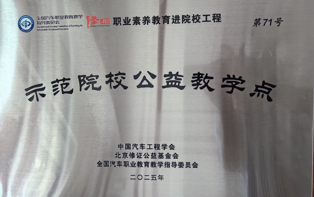 8c237af50601436589e608aba69cdf99.jpg