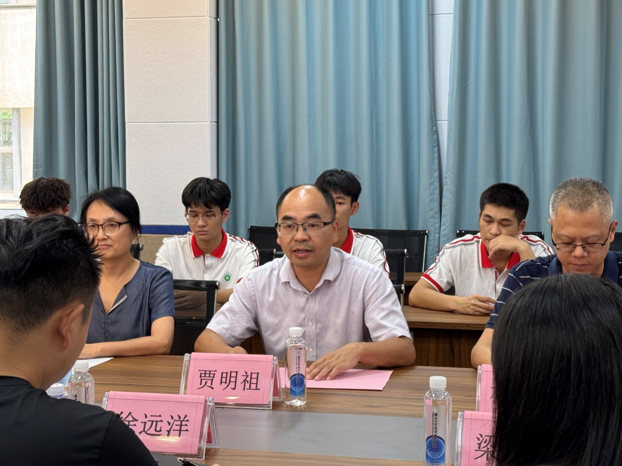 贾明祖副校长致辞.JPG