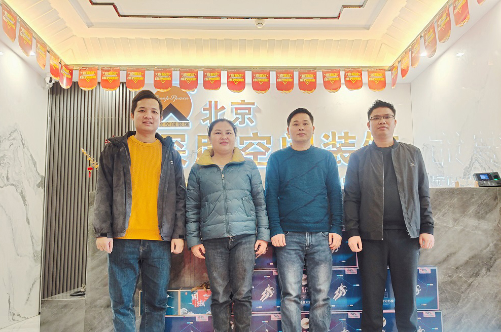 深化合作  共谋发展——工业设计学院“一站式” 学生社区到企业开展企业导师进社区暨校企合作交流会