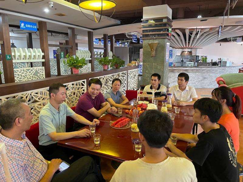 谭冠晖副校长在广西优云网络科技有限公司座谈.jpg