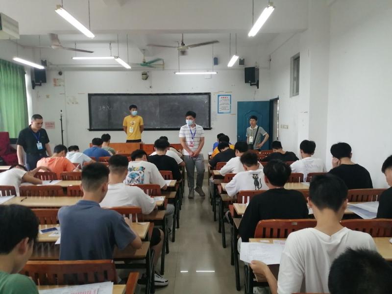 车辆工程学院顺利开展学生汽车维修检验高级工职业资格鉴定工作