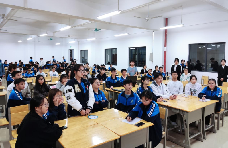 新时代先锋团举办“重温党史辉煌 凝聚 奋进力量”党史知识竞赛