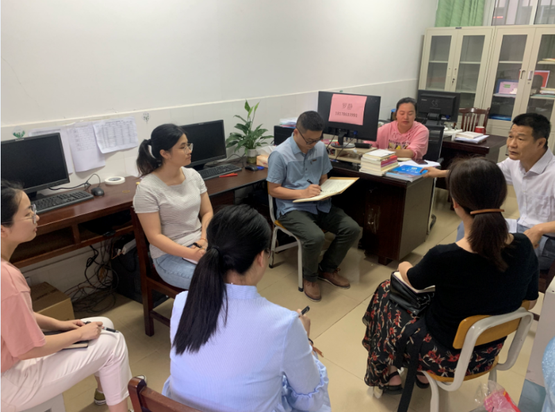 学校学生处领导到工业设计学院开展学生工作调研