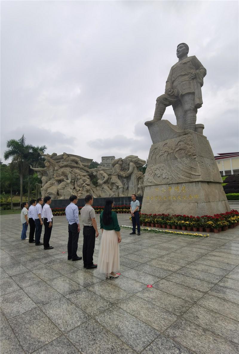 3.冯以宜同志讲话.jpg