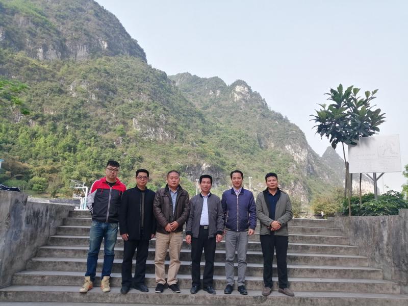 合影.jpg