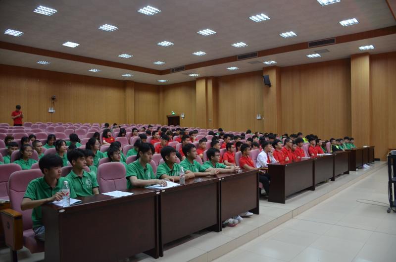 同学们听课现场.jpg