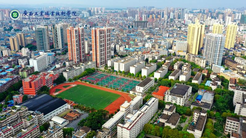 一校区鸟瞰图1