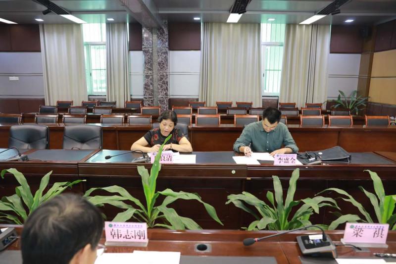 C:UsersAdministratorDesktop‚1-10-13 下午二楼会议室JPEGCA2818.jpg