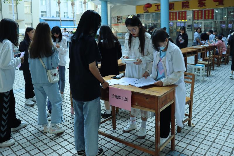 勤工助学双选会现场 (2).jpg