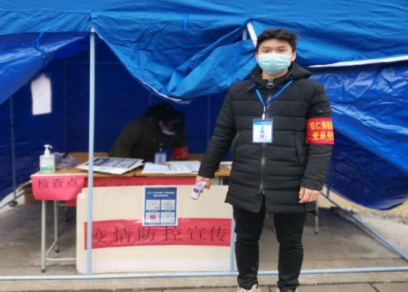 E:\u684c面&#8;.疫情防控服务站点：河池市都安县仁寿村疫情检查点.jpg