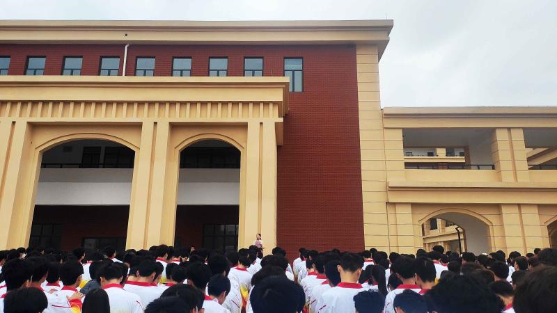 周课现场图（小尺寸）.jpg