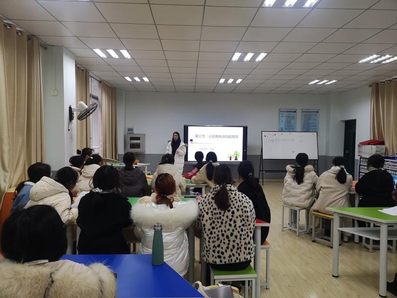幼师教育学院开展新进教师试讲活动