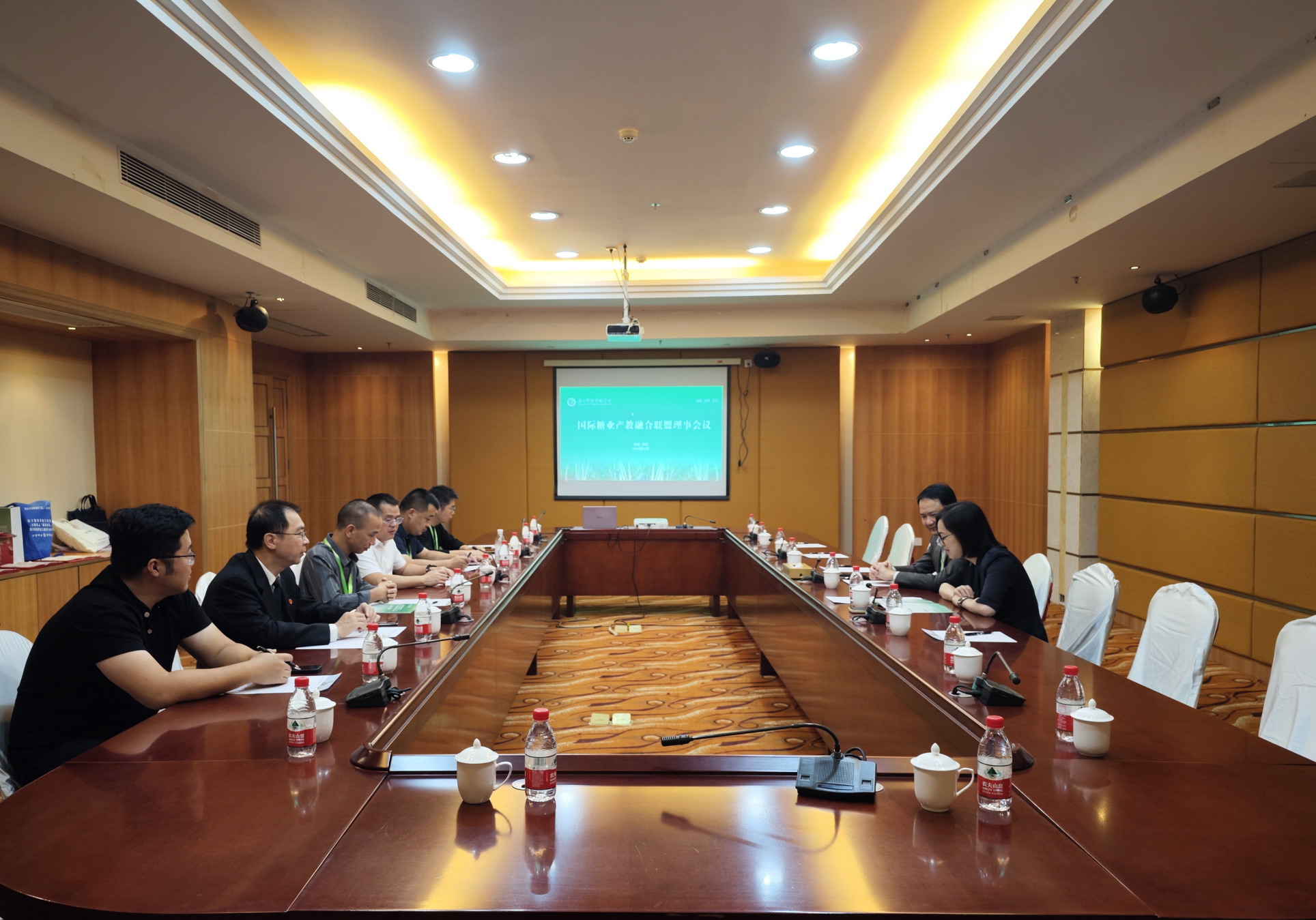 国际糖业产教融合联盟理事会议现场