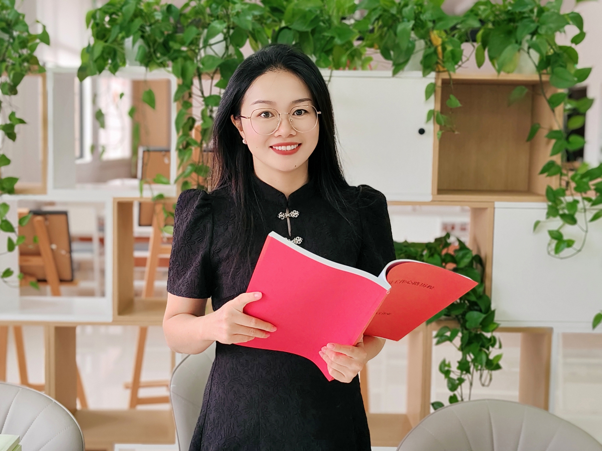 匠心筑梦，以爱育心 ——广西高校大学生心理健康教育课教师教学能力大赛一等奖、广西高校辅导员素质能力大赛二等奖获得者欧苗苗