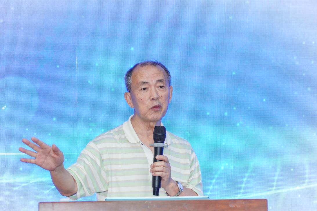 全国“时代楷模”曲建武教授做专题报告