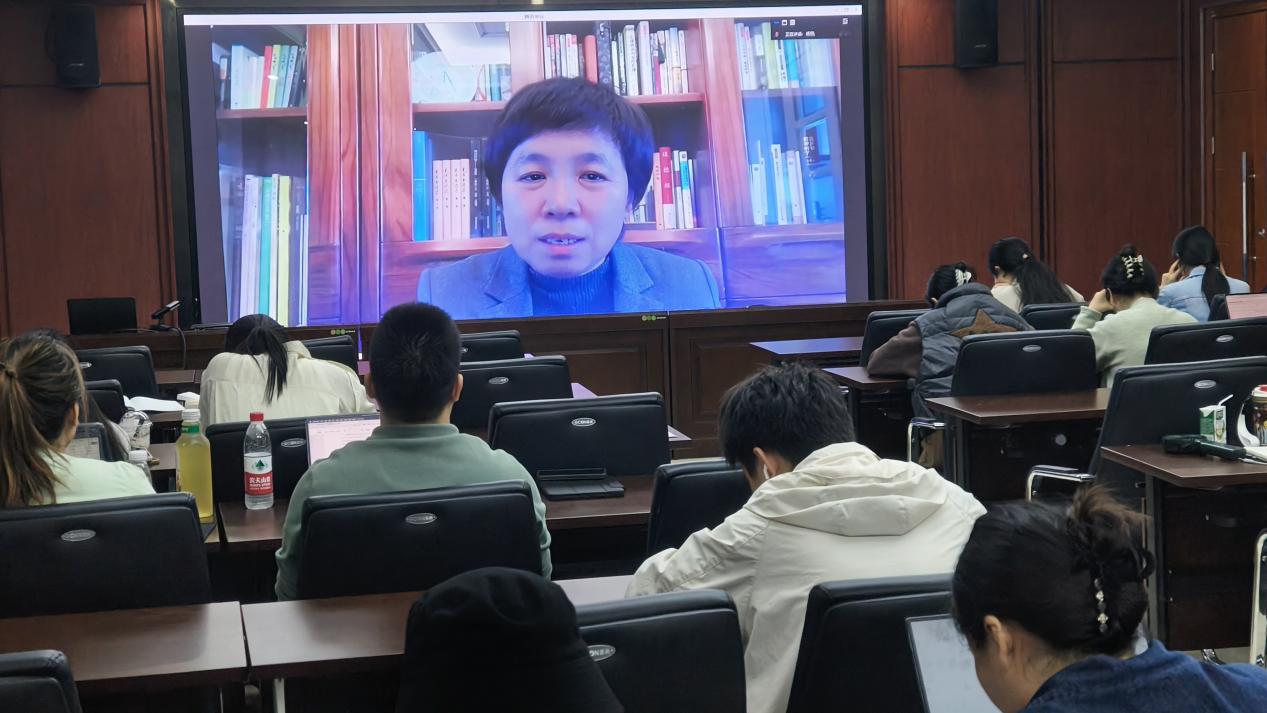 我校组织参加全区高校学生心理危机干预网络培训暨集体备课会