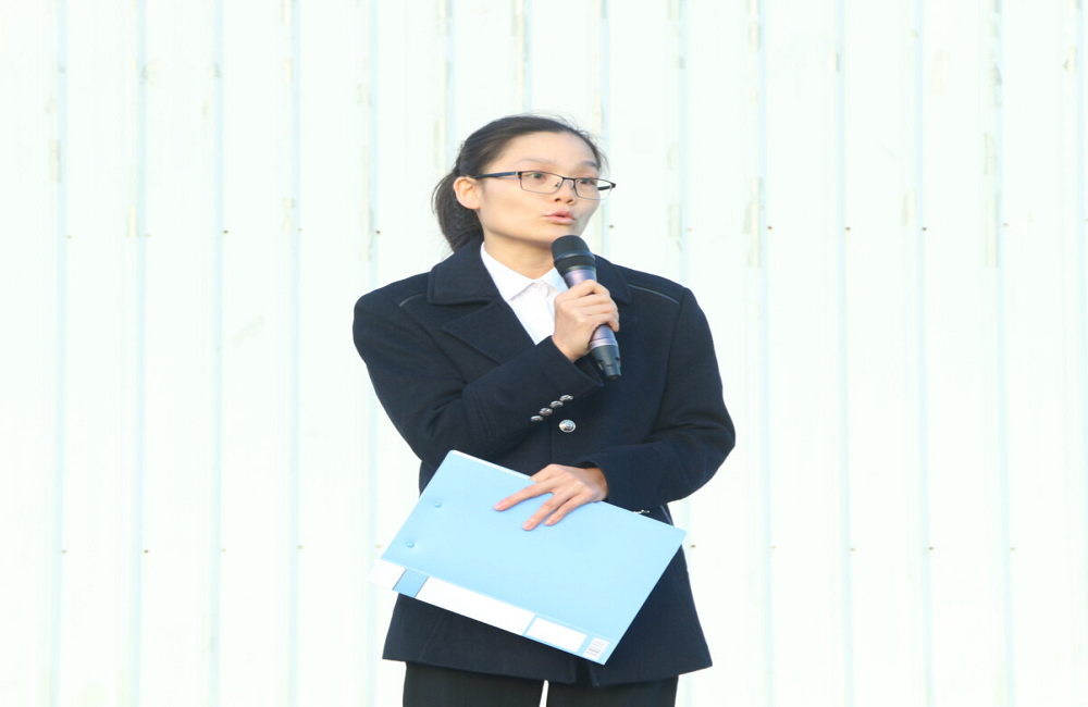 本次活动由苏深惯老师领读