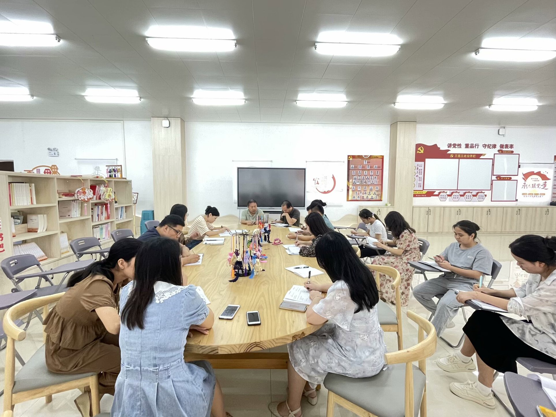 医药健康学院“一站式”学生社区开展2024年朋辈心理服务队伍工作技能培训
