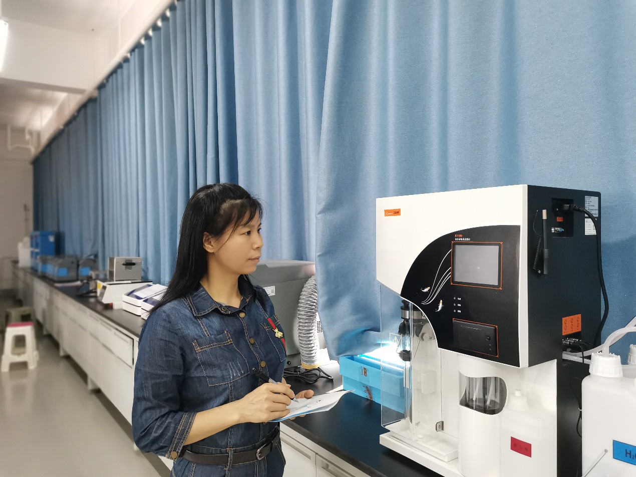 医药康养学院副教授——梁伟夏